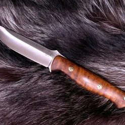 BARK RIVER KNIVES Bark River Gunny CPM 3V Dark Curly Maple, Red Liners, Mosaic Pins