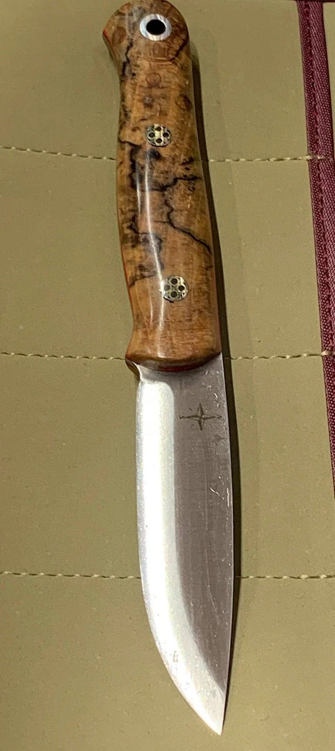 BARK RIVER KNIVES Bark River Ultralite Bushcrafter CPM 3V Spalted Maple Burl - Red Liners - Mosaic Pins 6 BARK RIVER KNIVES Bark River Ultralite Bushcrafter CPM 3V Spalted Maple Burl - Red Liners - Mosaic Pins