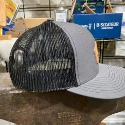 NORTH RIVER OUTDOORS TRUCKER HAT Hats & Accessories