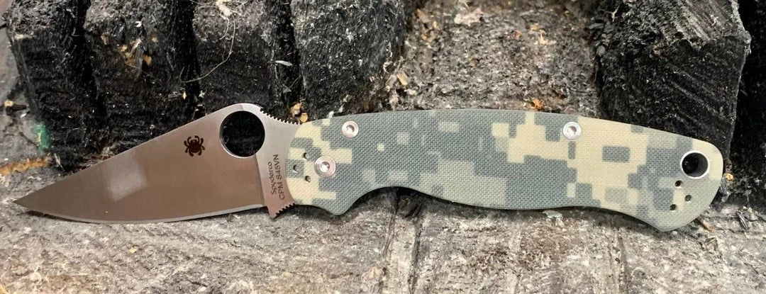 Spyderco Knives Spyderco Paramilitary 2 Knife CPM-S45VN Satin Blade, Digital Camo Handles 3 Spyderco Knives Spyderco Paramilitary 2 Knife CPM-S45VN Satin Blade, Digital Camo Handles