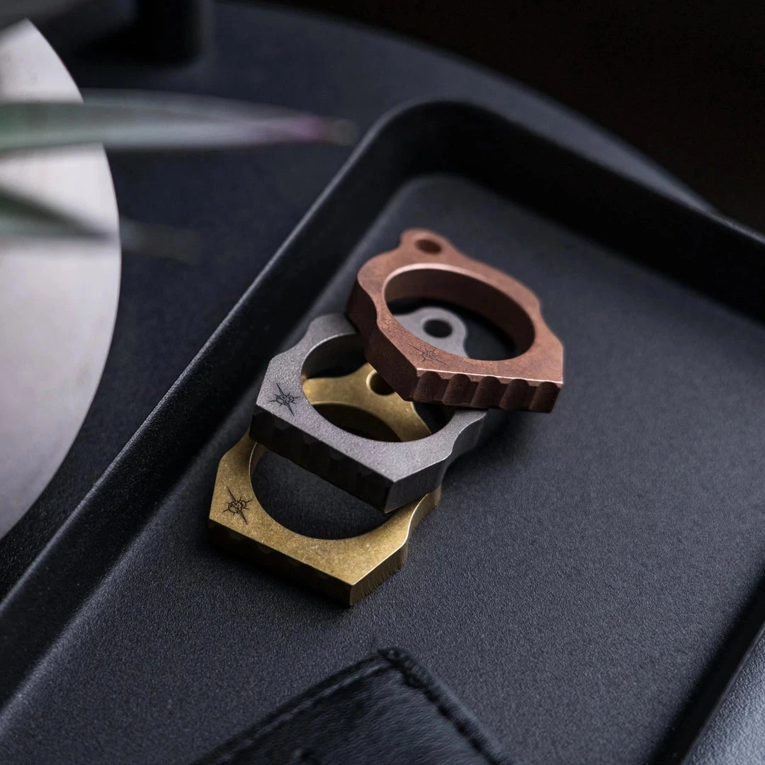 TOOR KNIVES Toor Thumper Keychain Ring Pocket Defense Tool (USA) 14 TOOR KNIVES Toor Thumper Keychain Ring Pocket Defense Tool (USA)